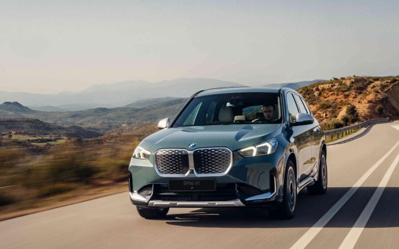  BMW iX1 eDrive20 Pasiūlymo kaina 41 926 Eur.