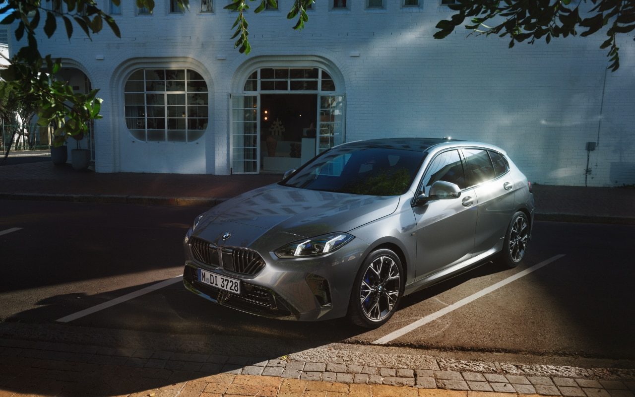 BMW 120i nuo 32 500 Eur.