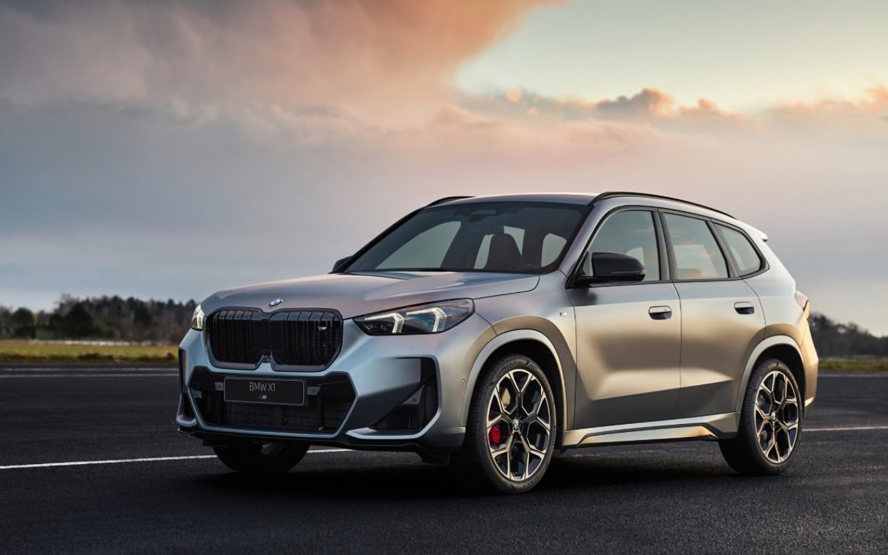 BMW X1 M35i xDrive Pasiūlymo kaina 47 999 Eur.