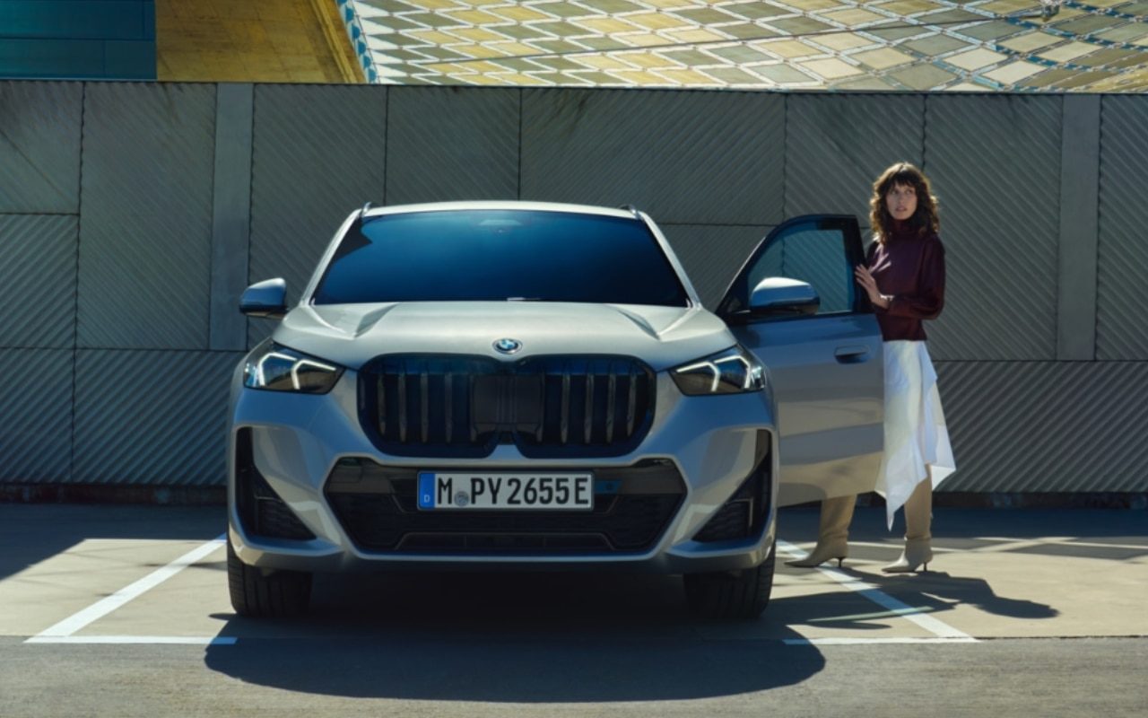 BMW X1 25e nuo 49 999 Eur.