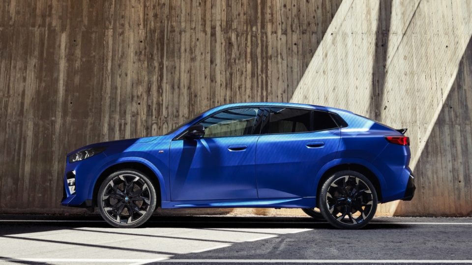 BMW X2 M35i nuo 55 683 Eur.
