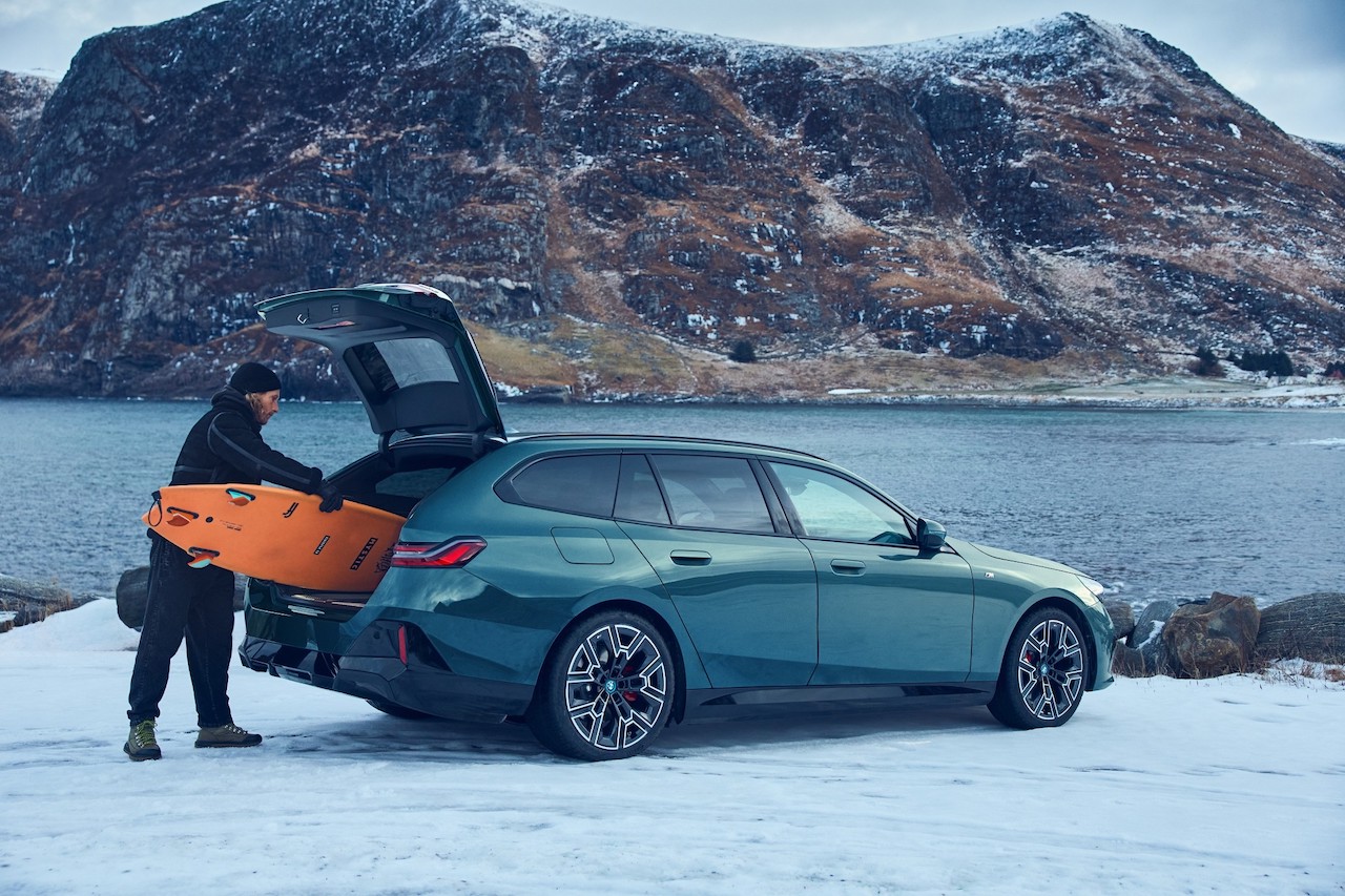 BMW i5 Touring 