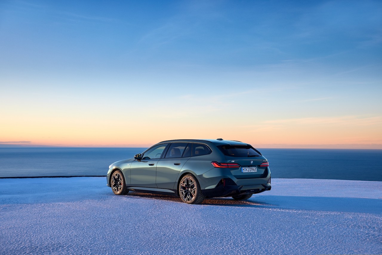 BMW i5 Touring 