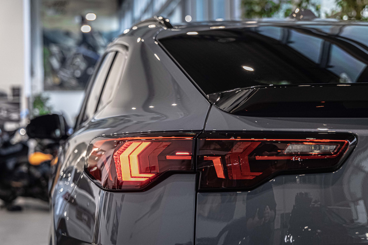 BMW iX2