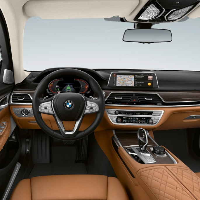 BMW 7 serijos sedano su „Pure Excellence“ eksterjero dizainu interjeras BMW 7 serijos sedano su „Pure Excellence“ eksterjero dizainu interjeras